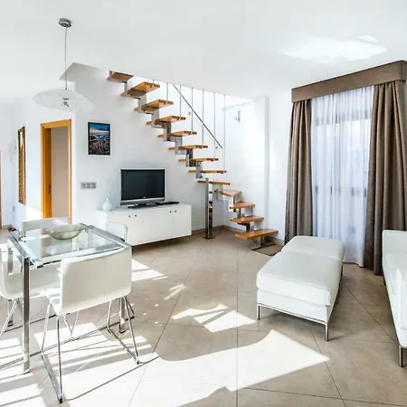 Aguamarina El Adults Only *